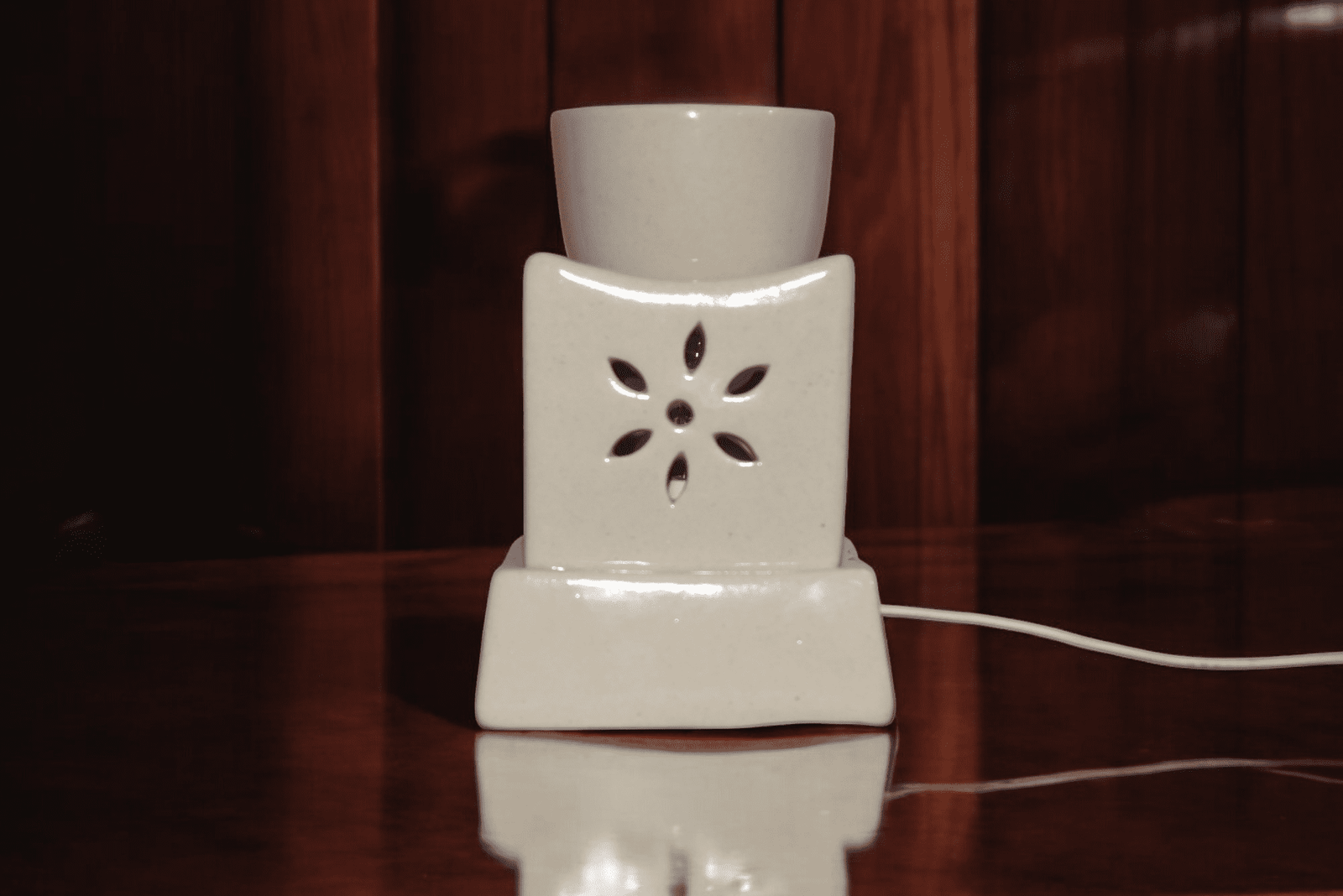 Imperium Aroma Ceramic Electrical Vaporizer Lamp