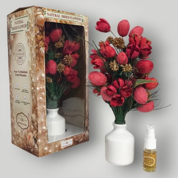Imperium Aroma Handmade Natural Dried Flower Bouquet with Vase & 15 ml Cranberry Fragrance Spray